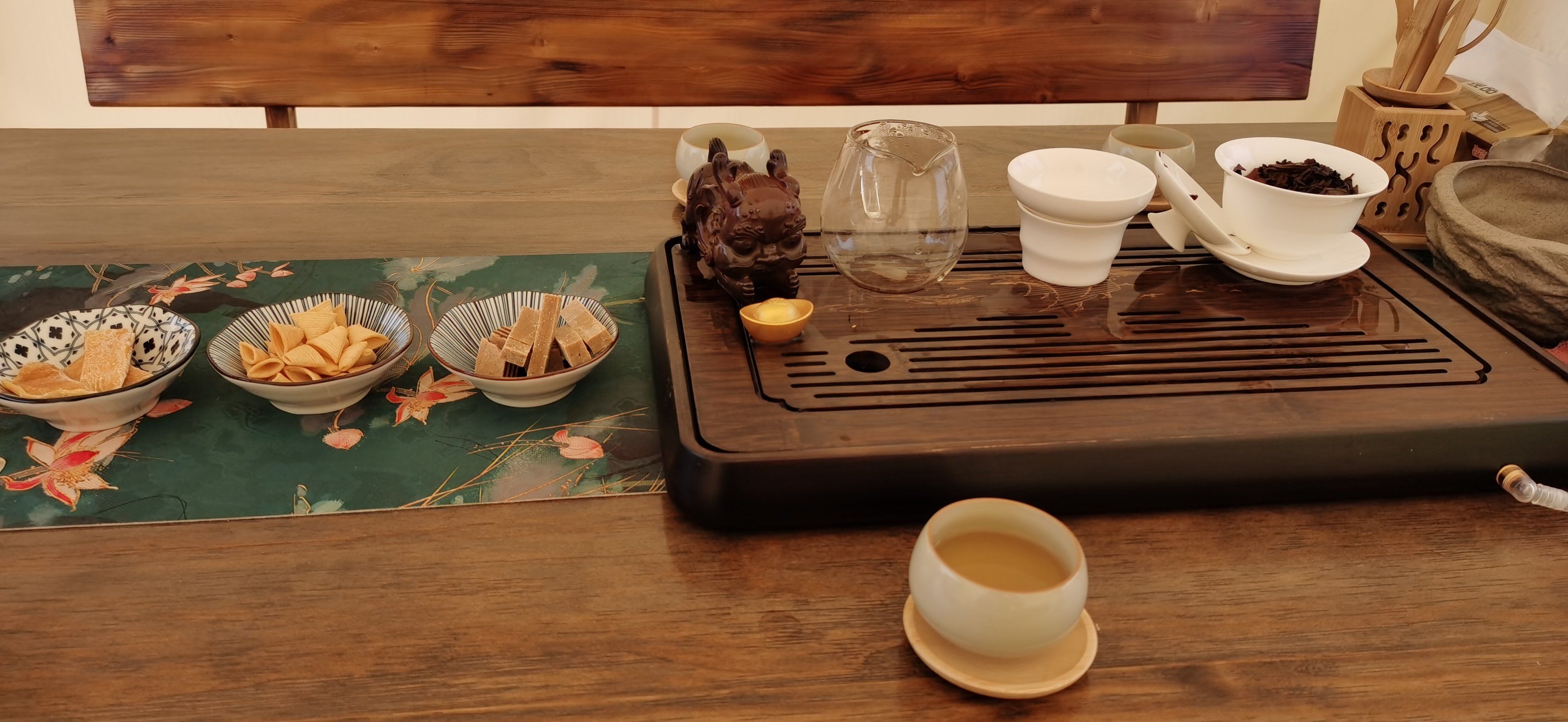 真相揭秘：凤楼网品茶网到底是干嘛的？