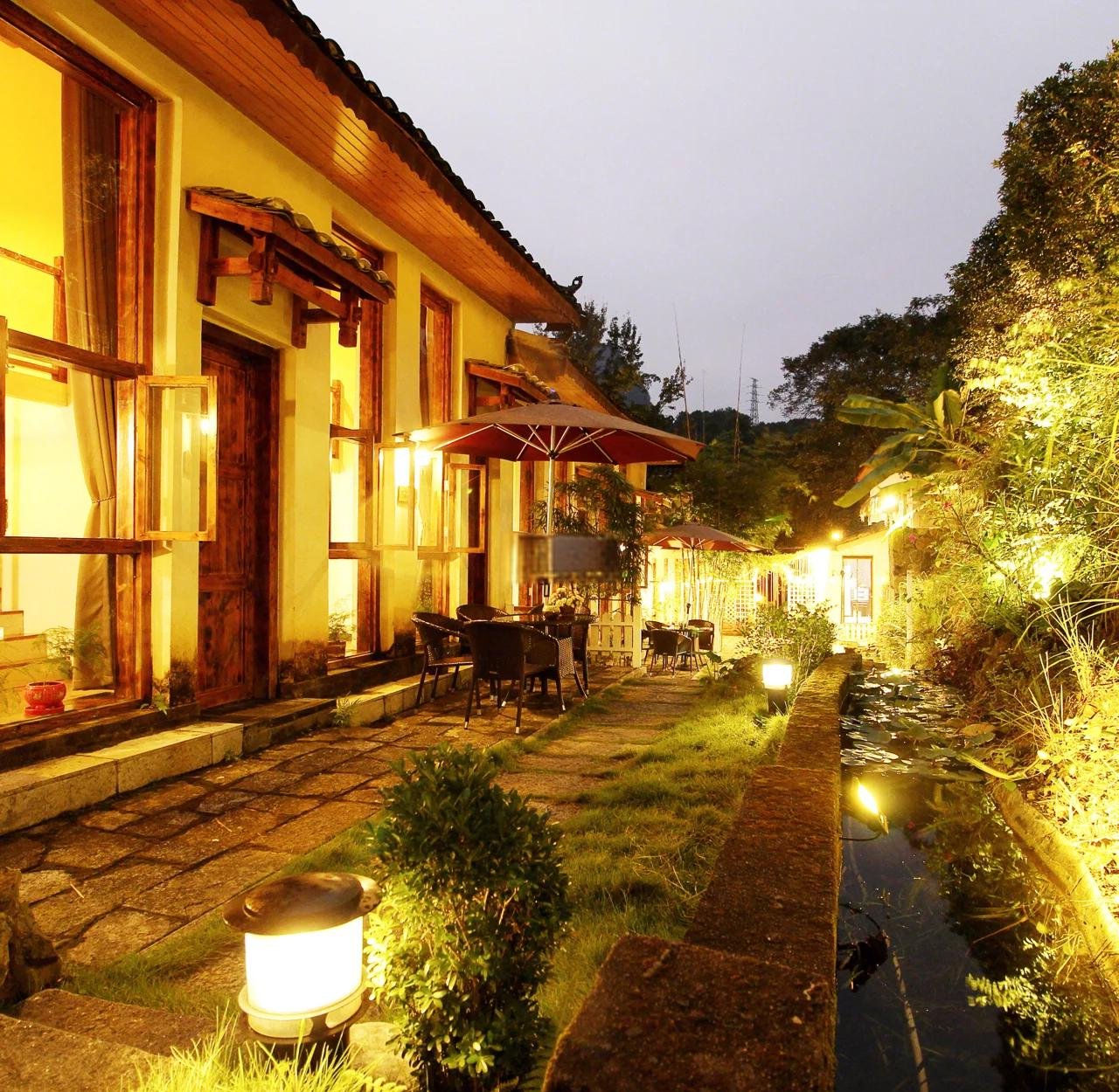 安阳附近的人多少钱一晚