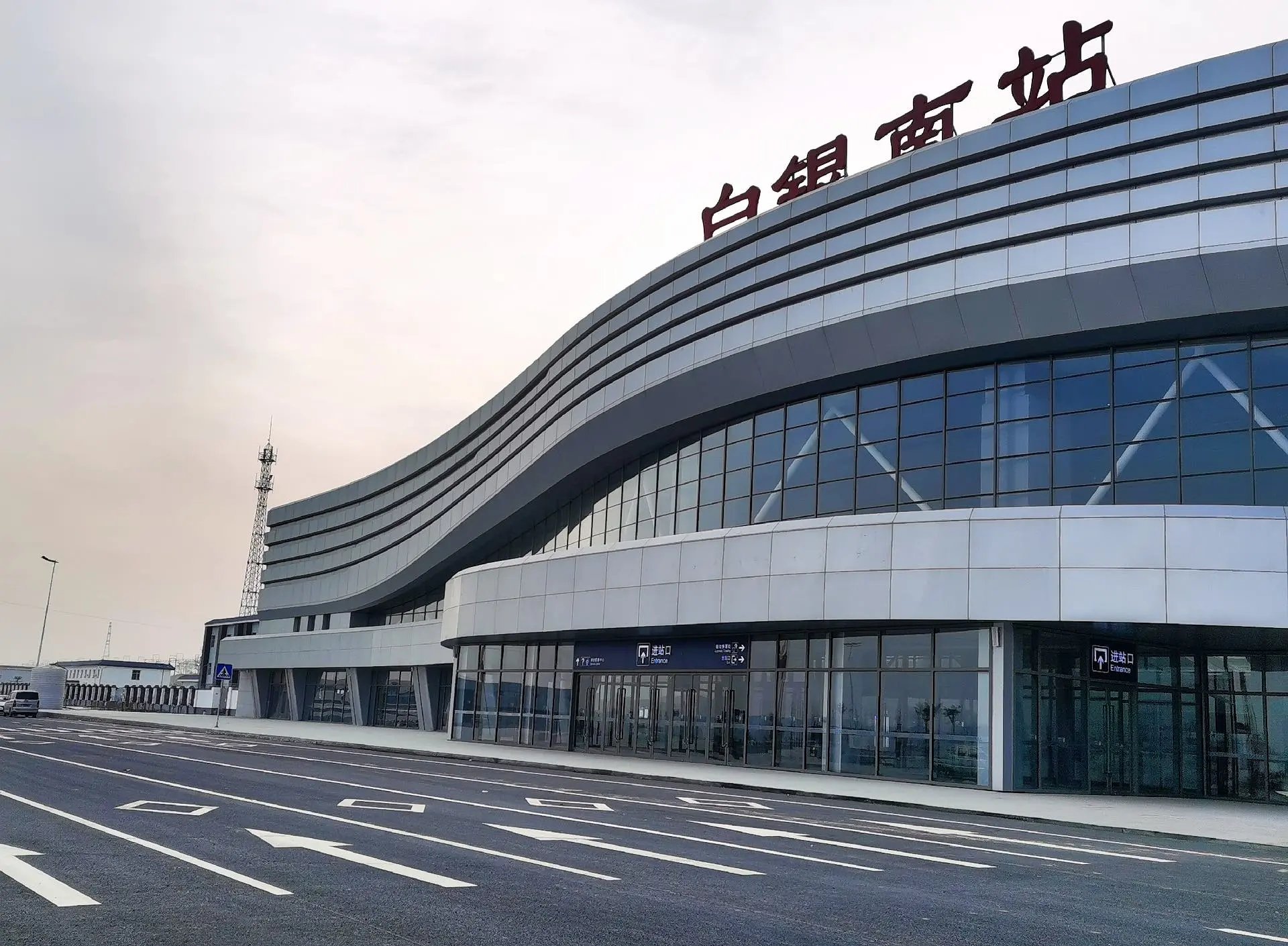 根据消息透露，最新研究：苏州汽车南站 女生晚上打车安全吗