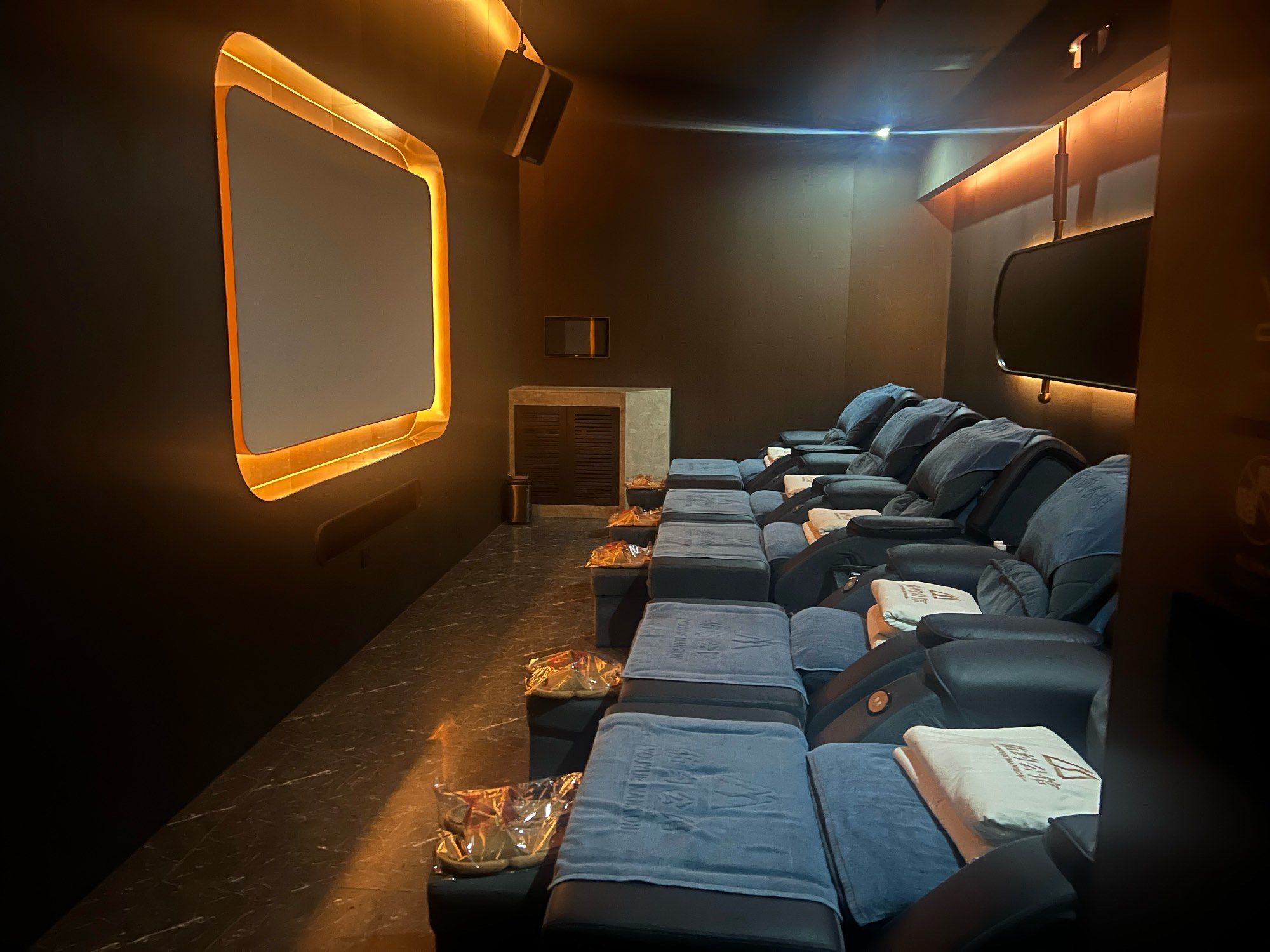 迁安足浴店为什么只吹不做