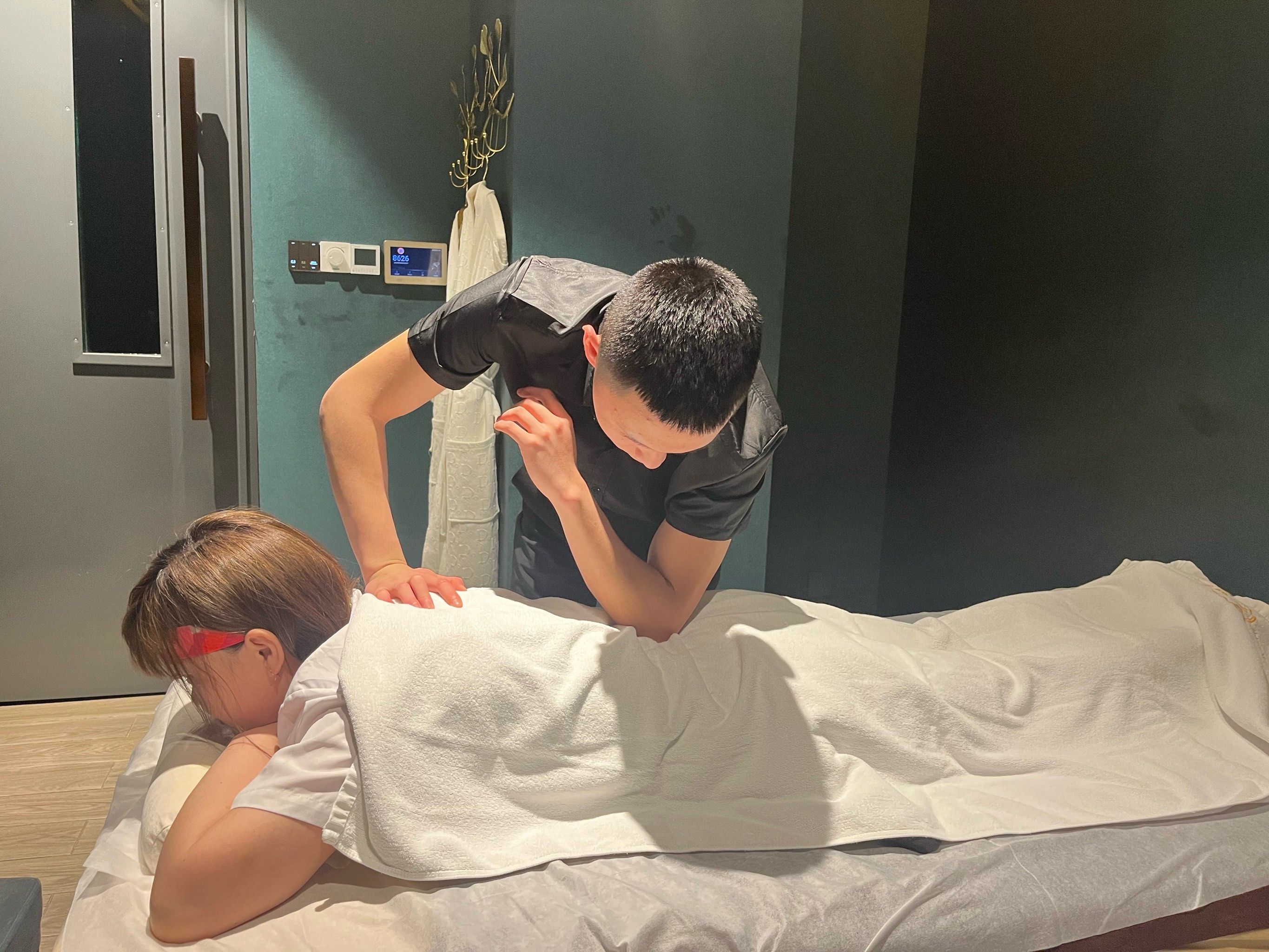 嘉兴少妇养生精油SPA全攻略:从入门到享受