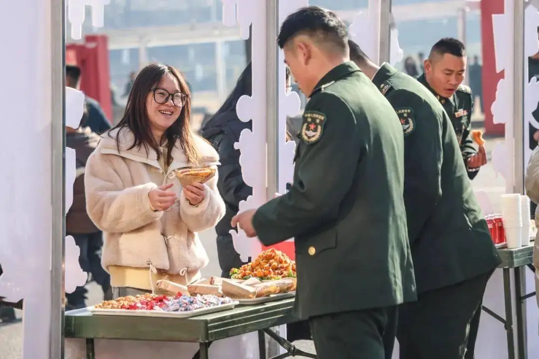 突发危机：家属来队楼为什么被称为炮楼呢？历史演变与民间说法详解