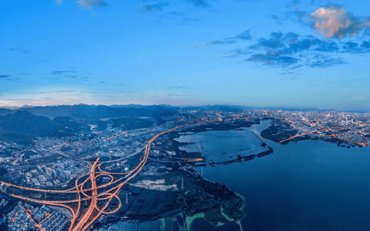 昆明哪有站小巷的地方啊