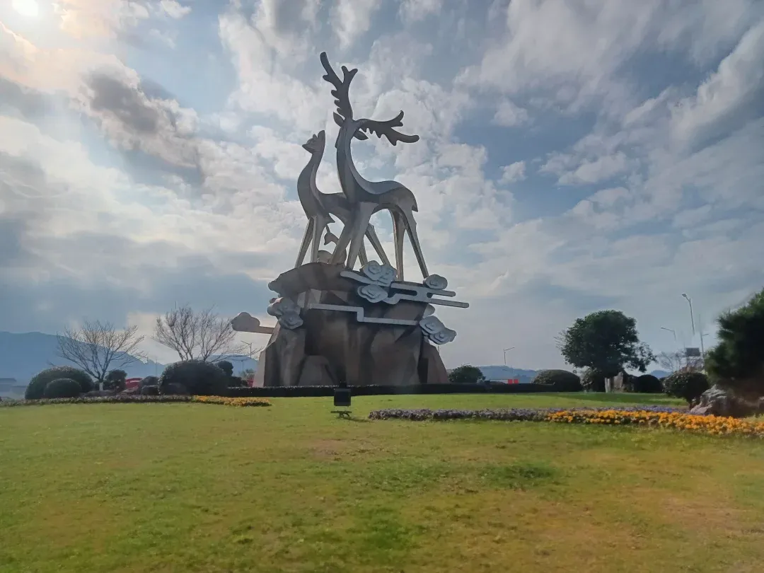 德兴如何找学校里出来卖的