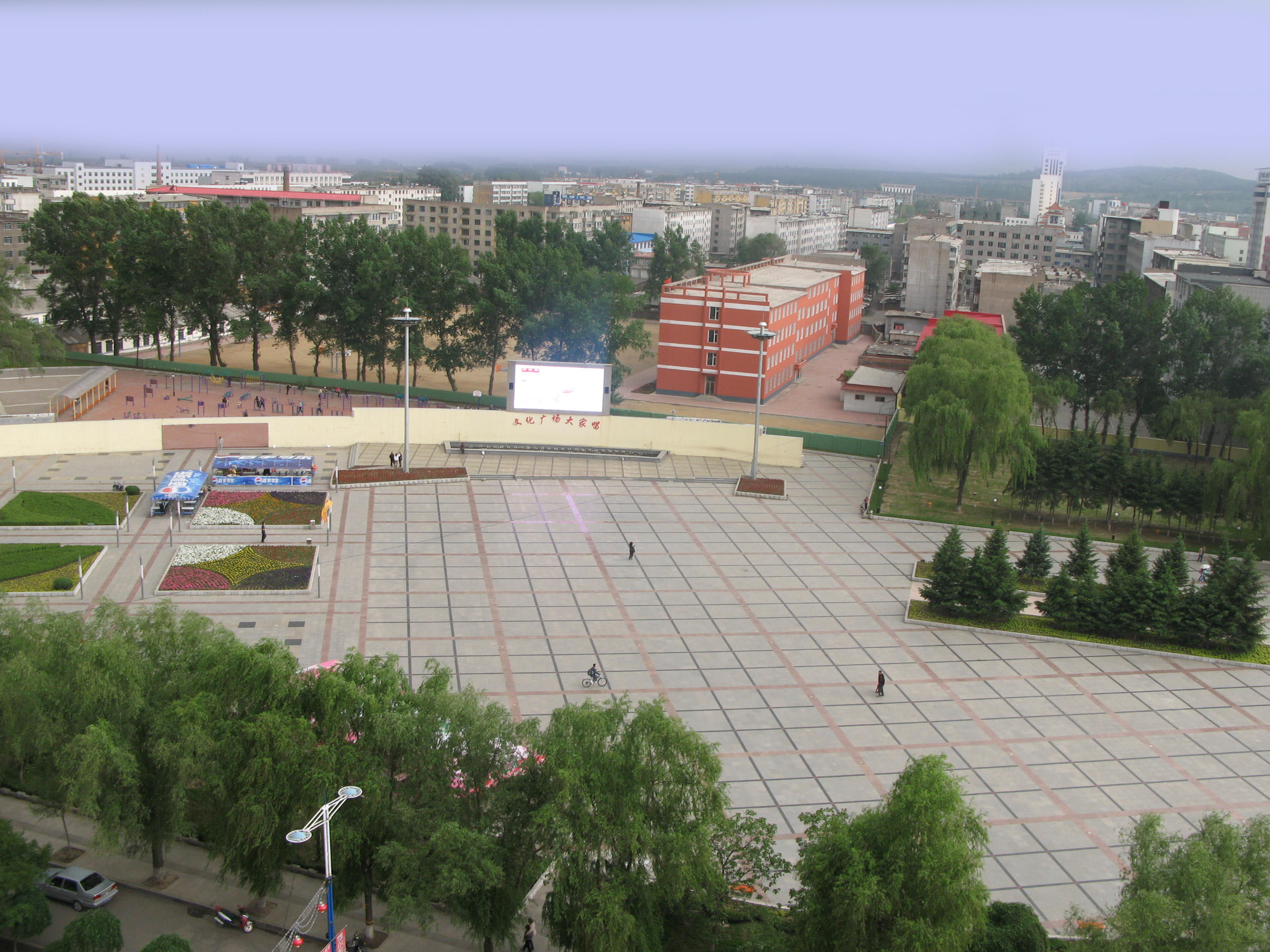 桦甸qq附近的人快餐可信吗