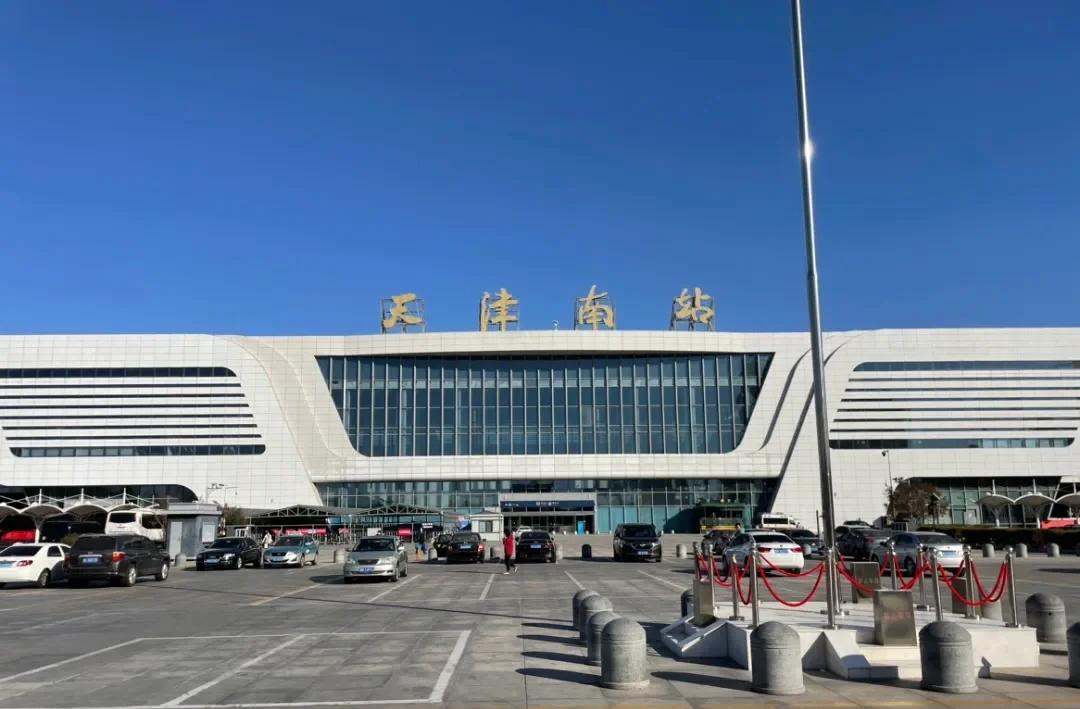 辽阳火车南站有快餐没