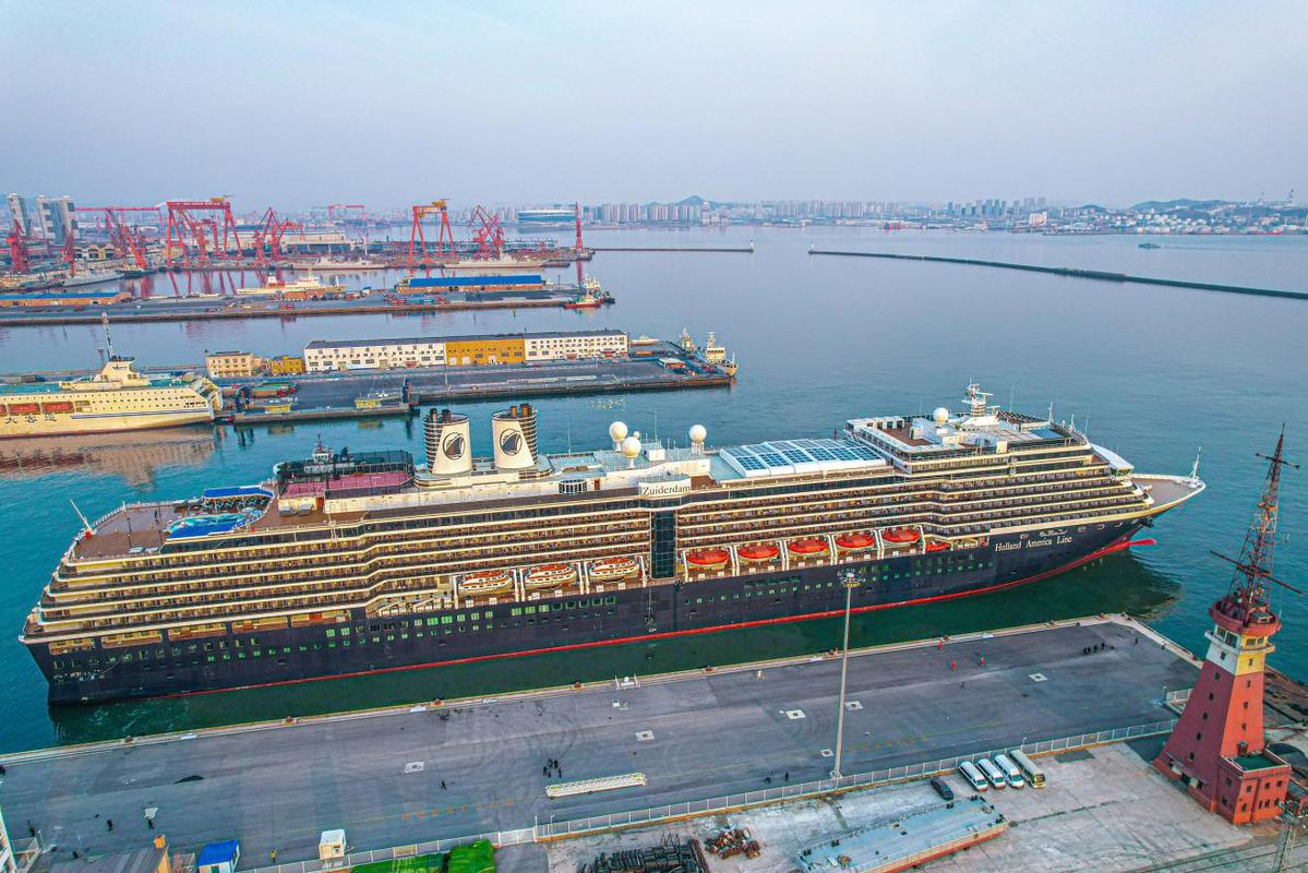 哈利法克斯：静默的海滨之城...