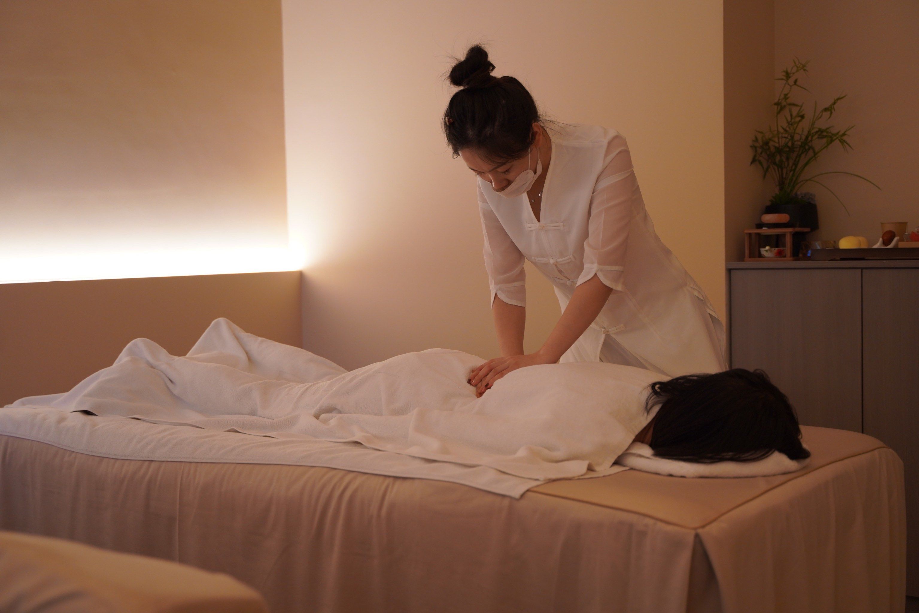 最近公布消息：上门spa,500可以摸吗，专业人士解读服务内容与选择技巧