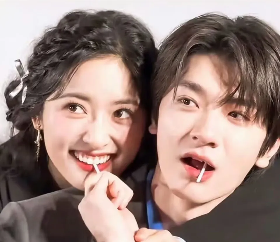 免费QQ聊天小妹现象深度解析，虚拟社交背后的真实诉求