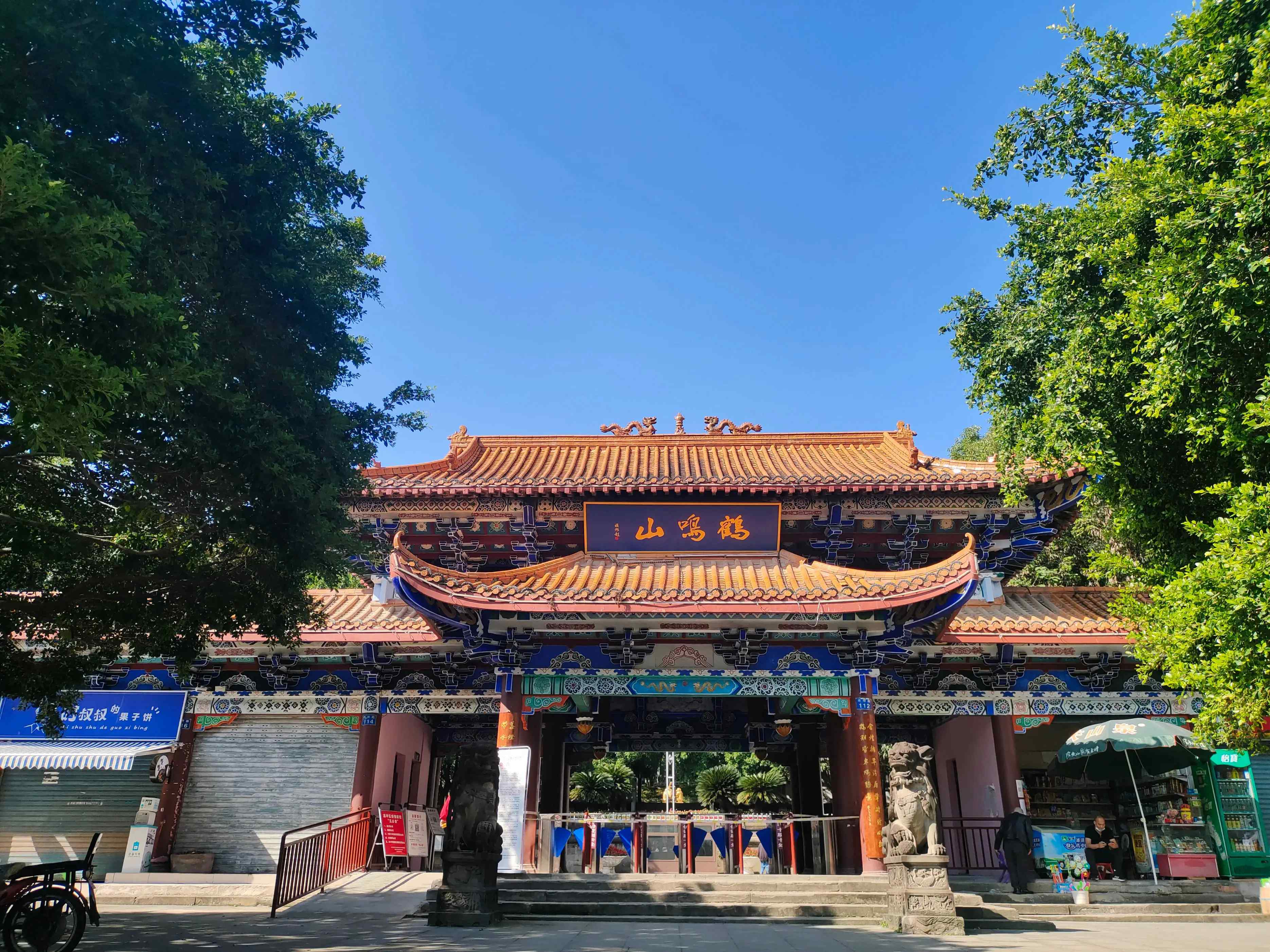 南充火车南站哪里有小巷子