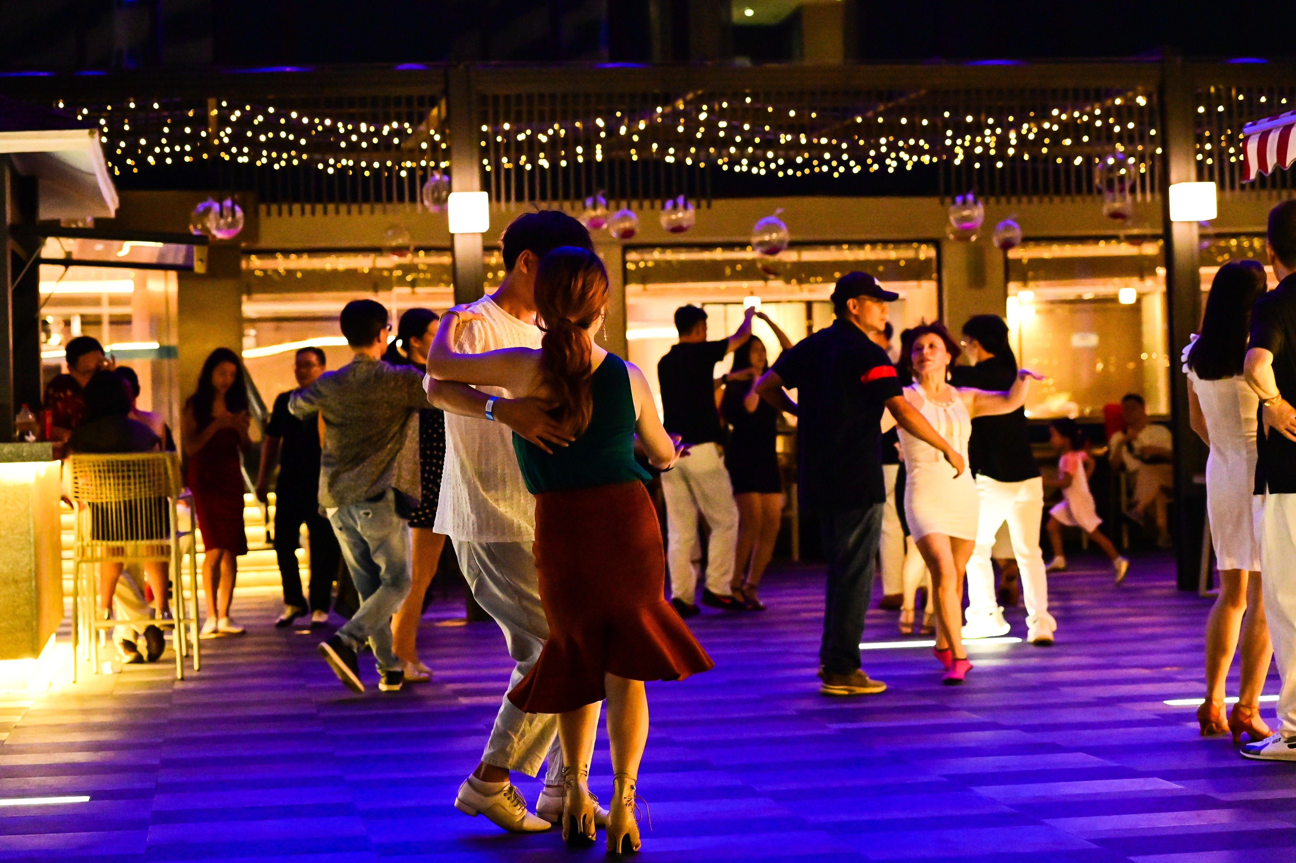 成都莎莎舞2024年该怎么入门？全面解析与实用指南