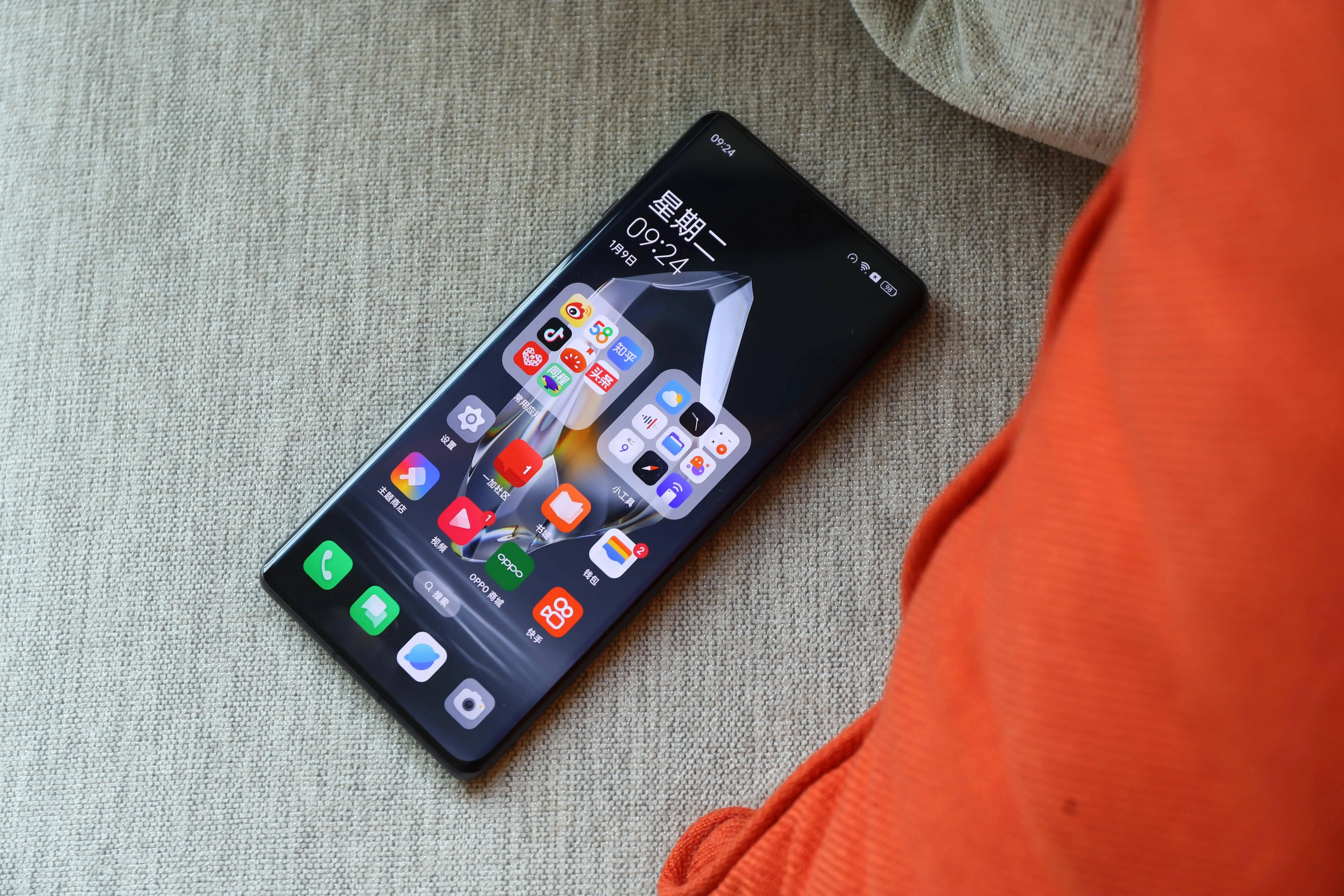 一加5T和5哪个更值得入手 两款手机详细对比