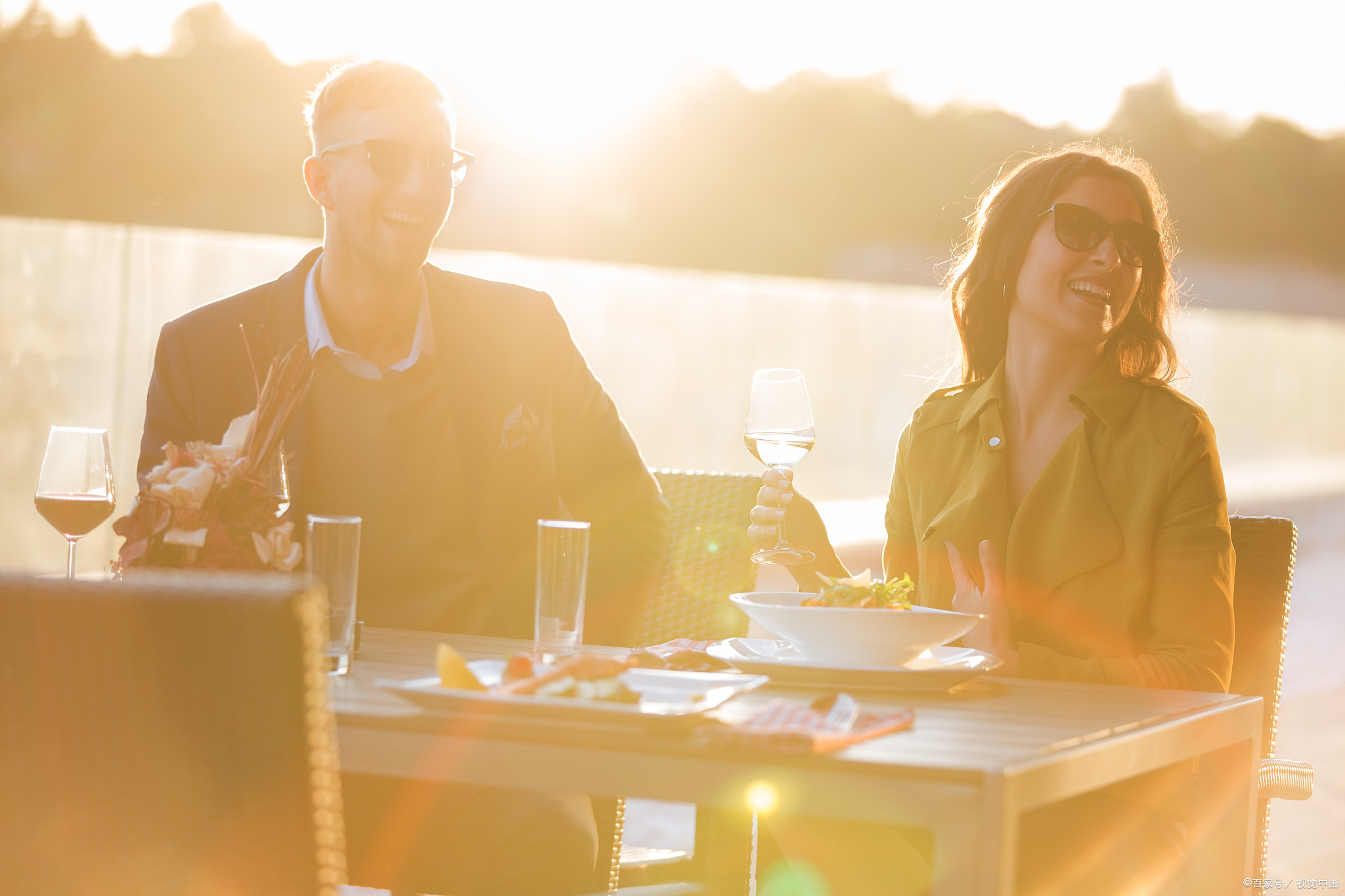 同城约会软件靠谱吗？血泪经验分享与实用防骗技巧