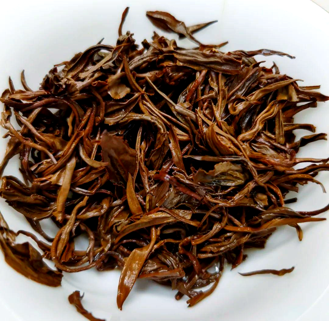 成都品茶工作室入门指南：从挑选茶叶到冲泡技法全攻略