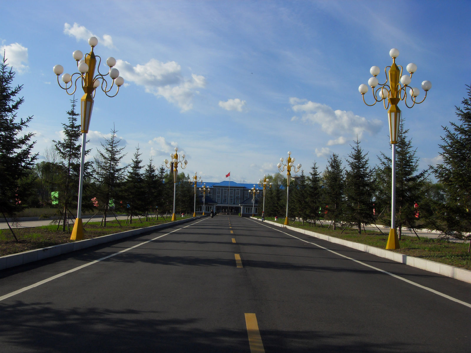 海林什么渠道能约到学生