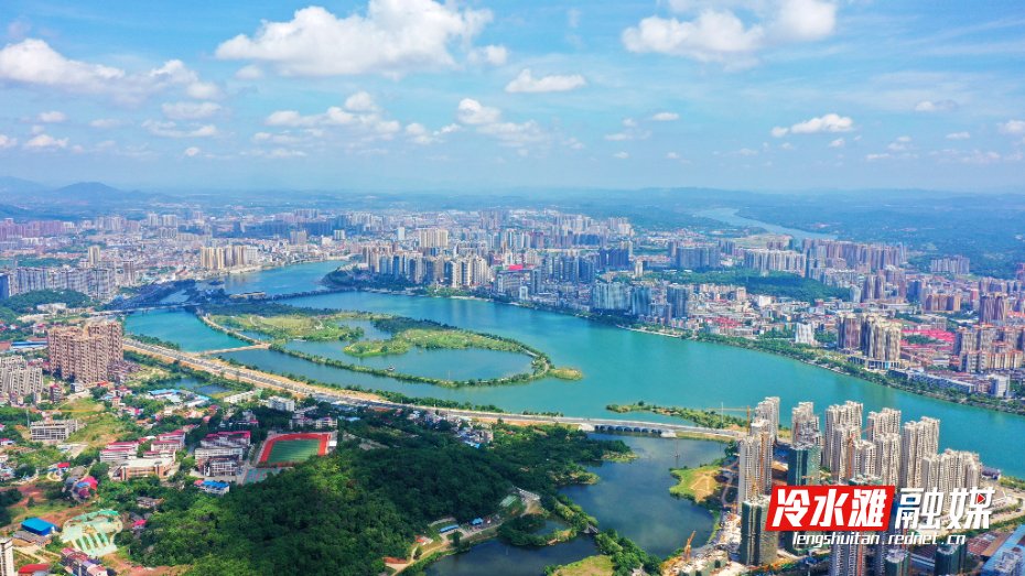 一周要闻大揭秘 2025深度解析与避坑指南：传统与现代观念大不同