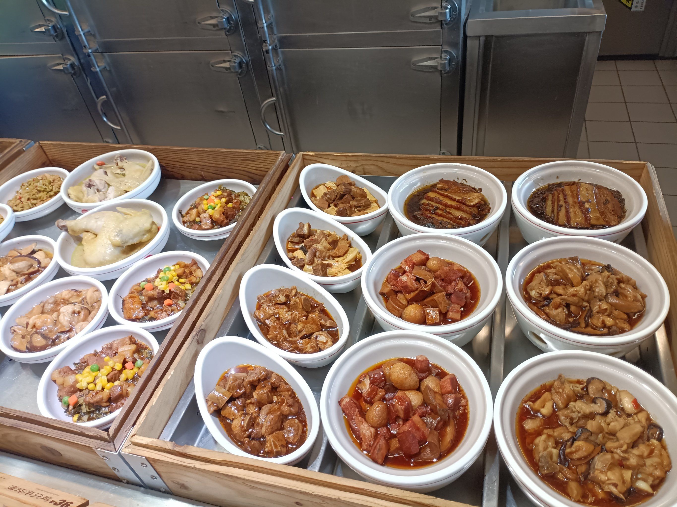 当你的炸鸡套餐里出现鸡头：揭秘快餐业那些你不知道的小秘密