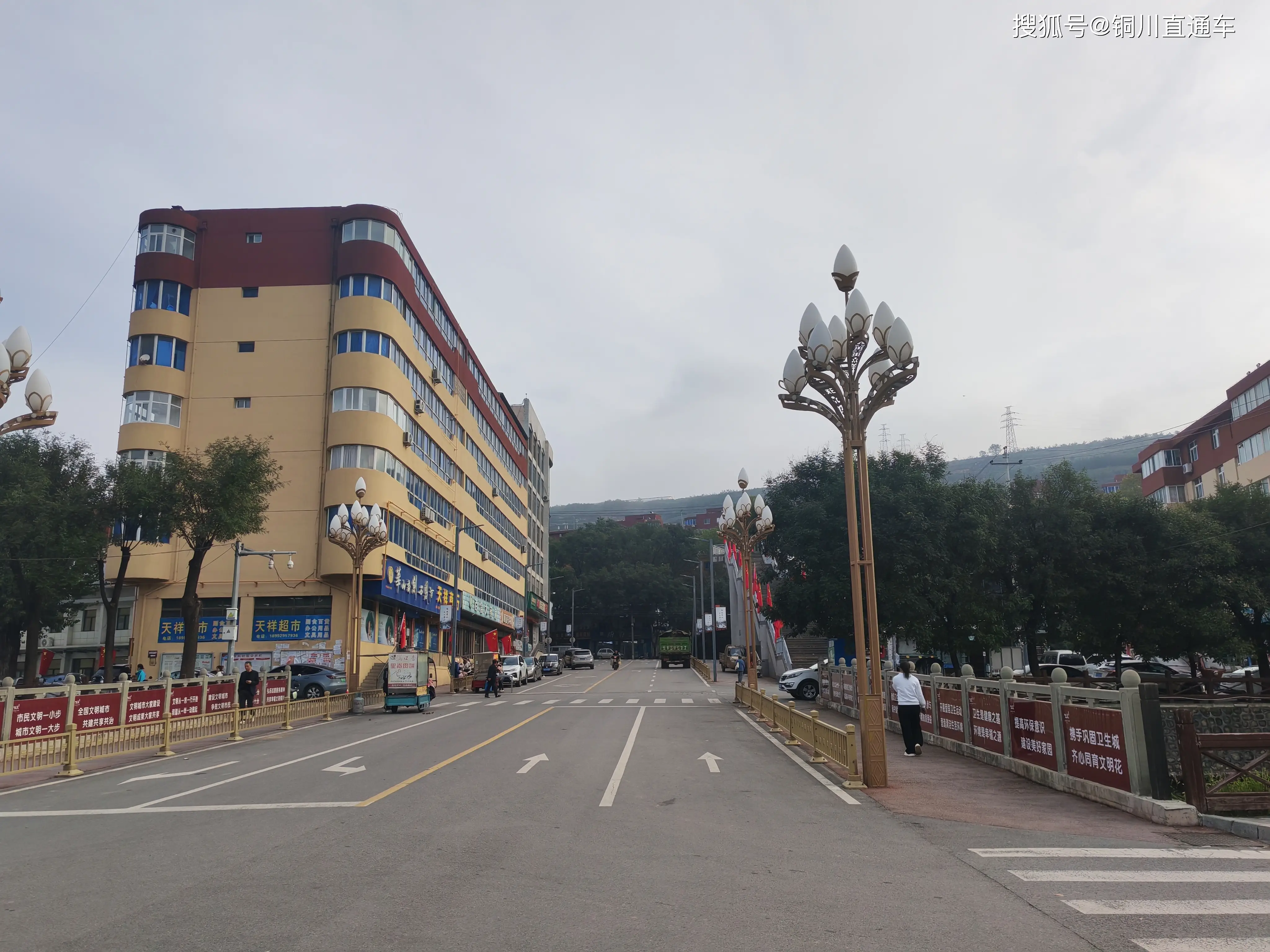 在铜川怎么快速认识女性？