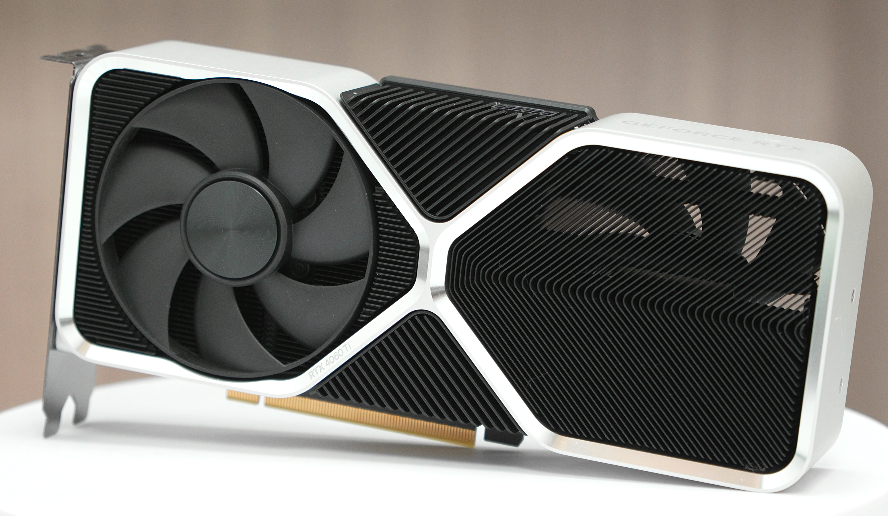 笔记本电脑怎么切换独立显卡 笔记本显卡设置方法