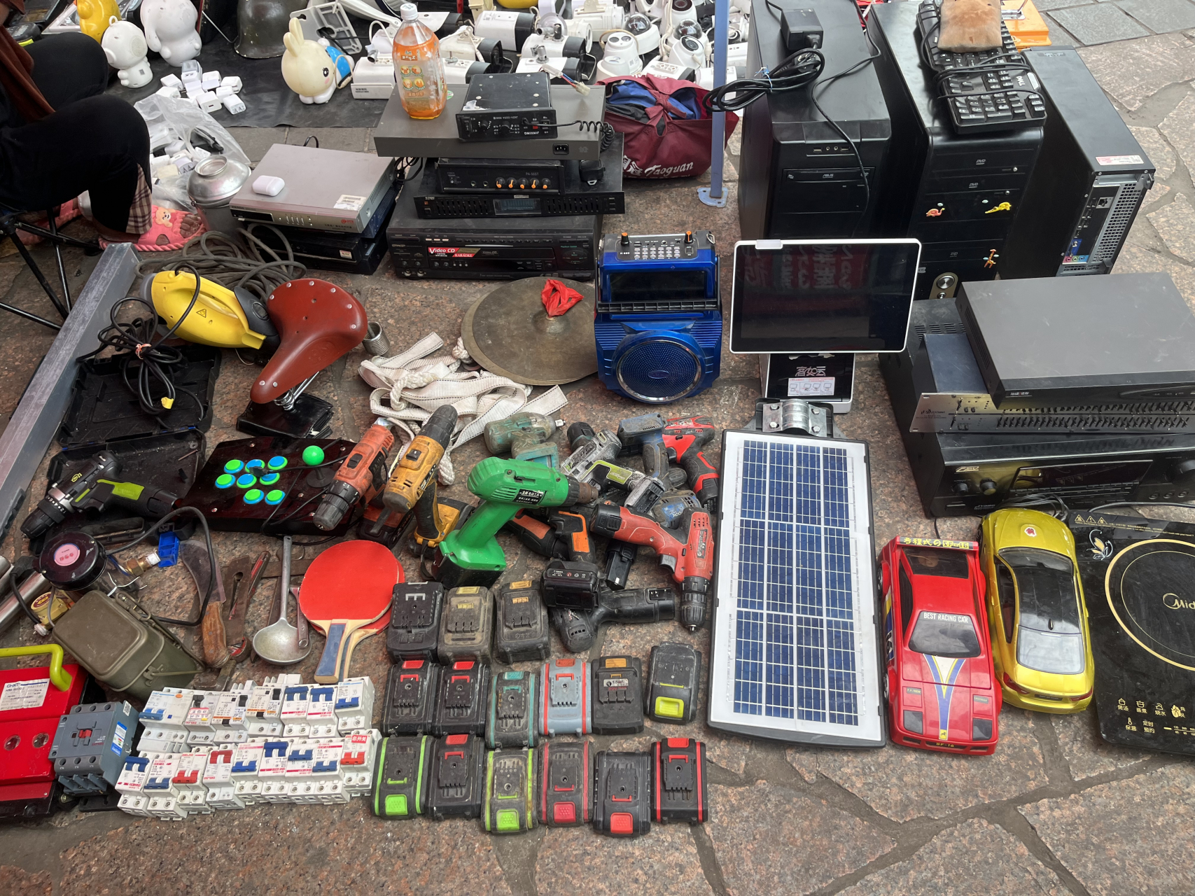 闲鱼二手交易全攻略，教你轻松找到靠谱卖家避坑指南