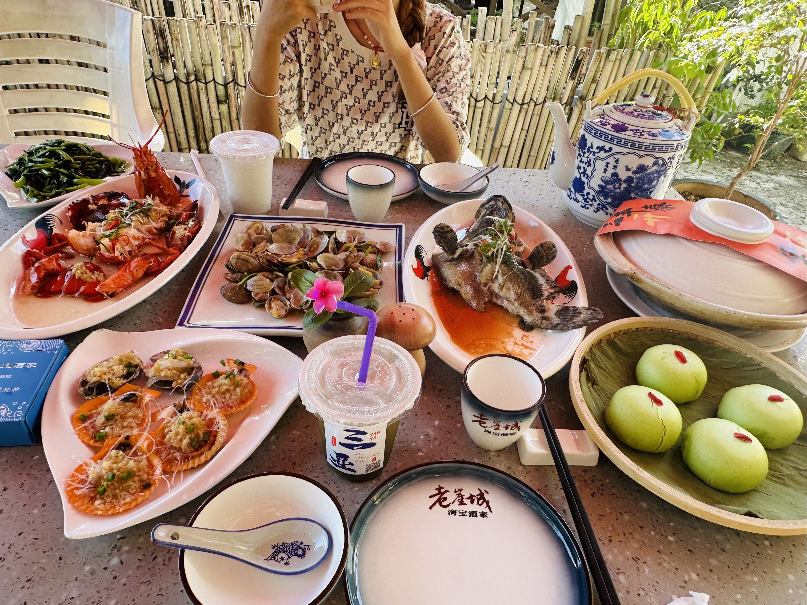 三亚300一次500快餐服务靠谱吗？深度解析300数字的多重含义与应用